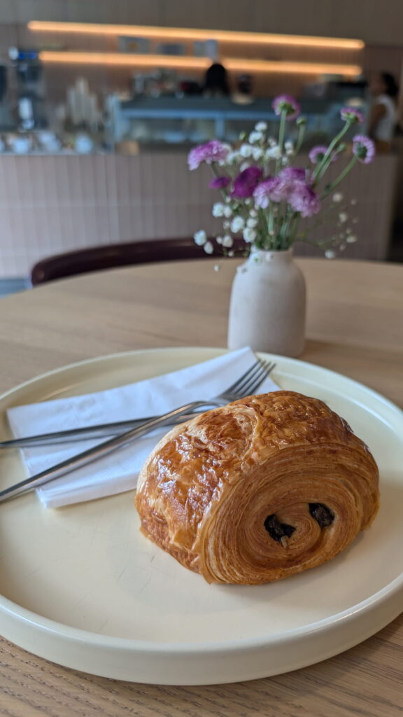 Pain au chocolat chez Bonjour Patisserie à San Diego